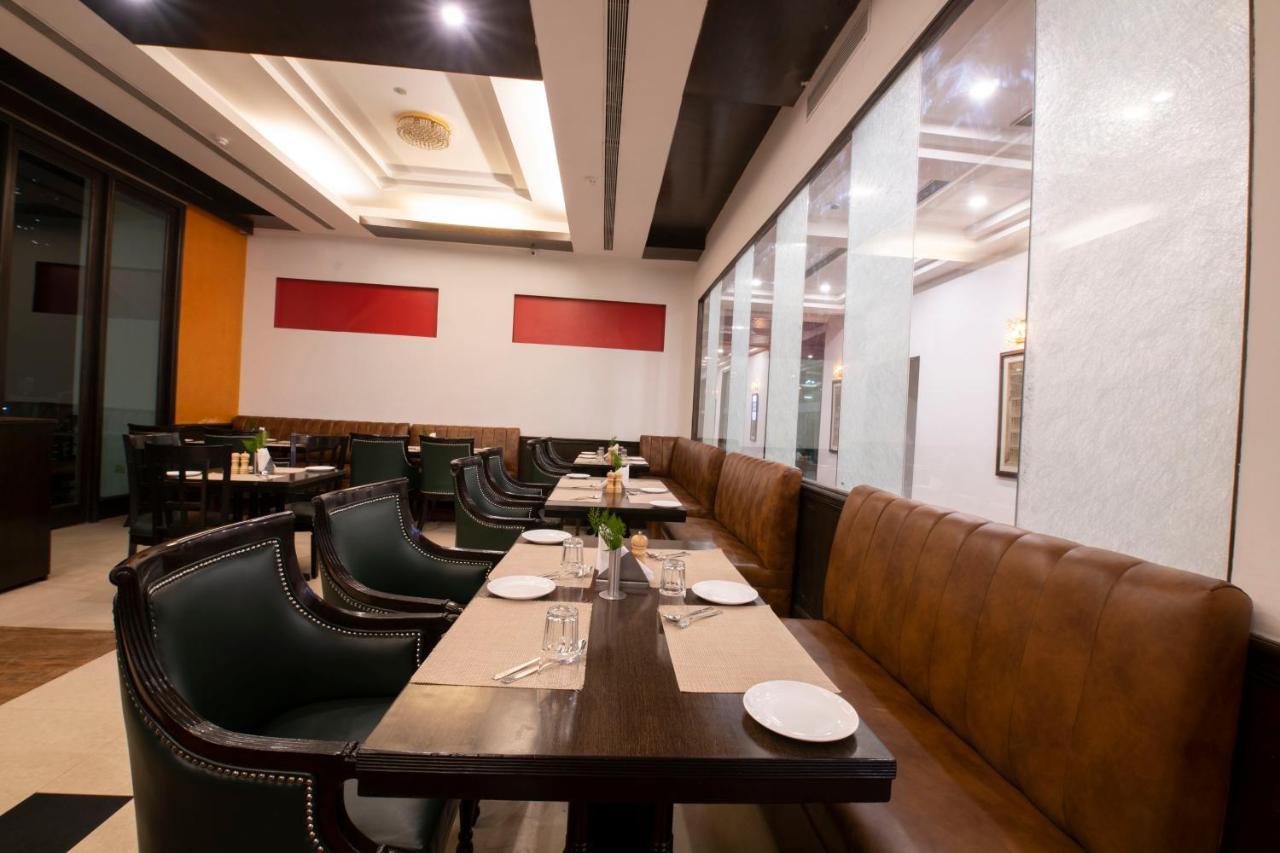 Mastiff Grand Manali Resort エクステリア 写真