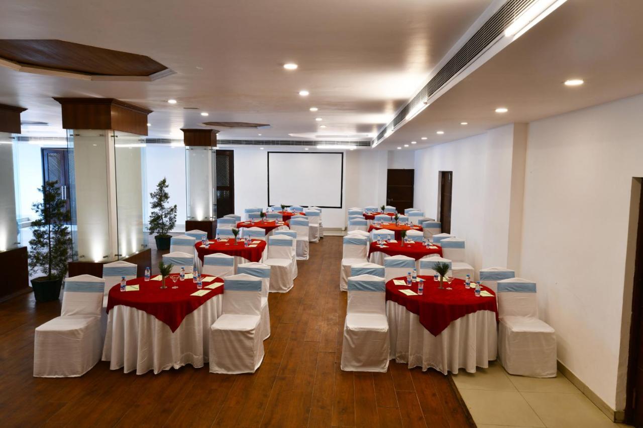 Mastiff Grand Manali Resort エクステリア 写真