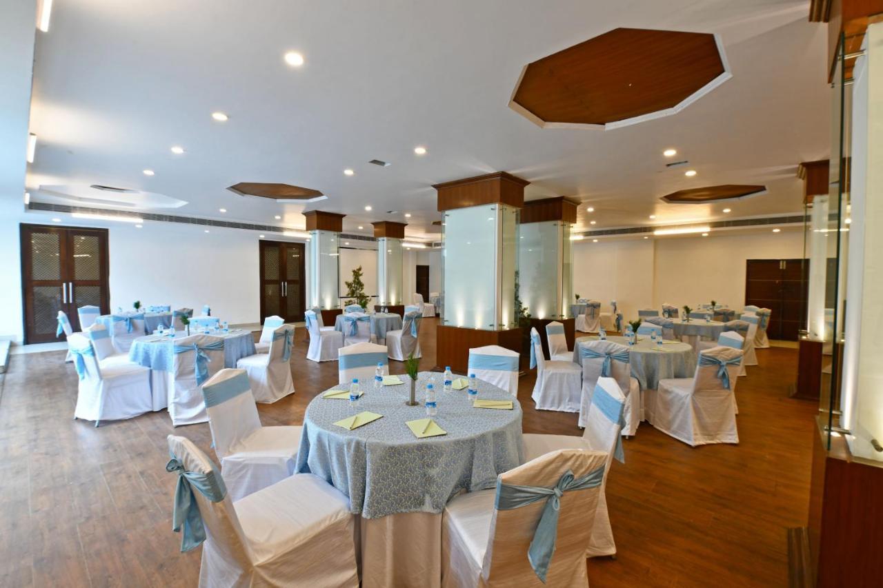 Mastiff Grand Manali Resort エクステリア 写真