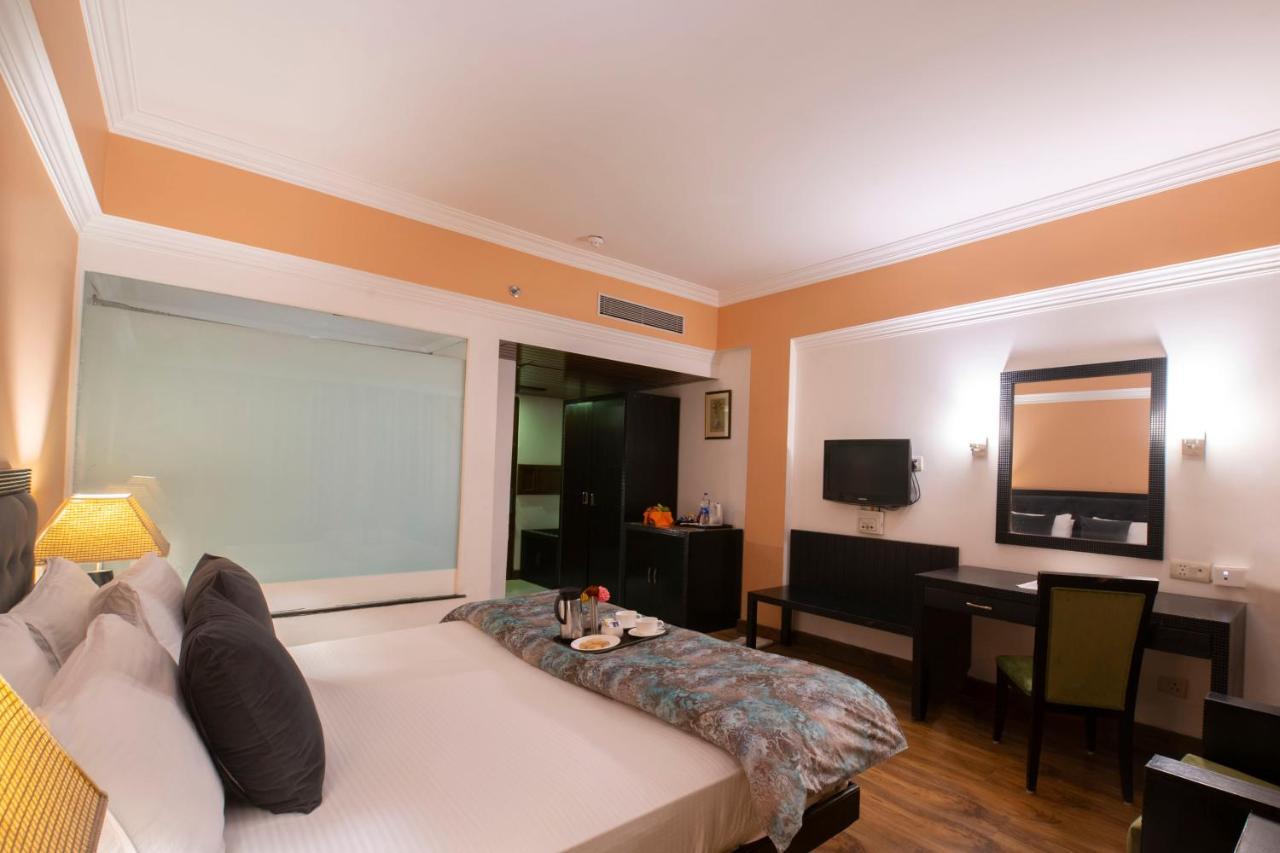 Mastiff Grand Manali Resort エクステリア 写真