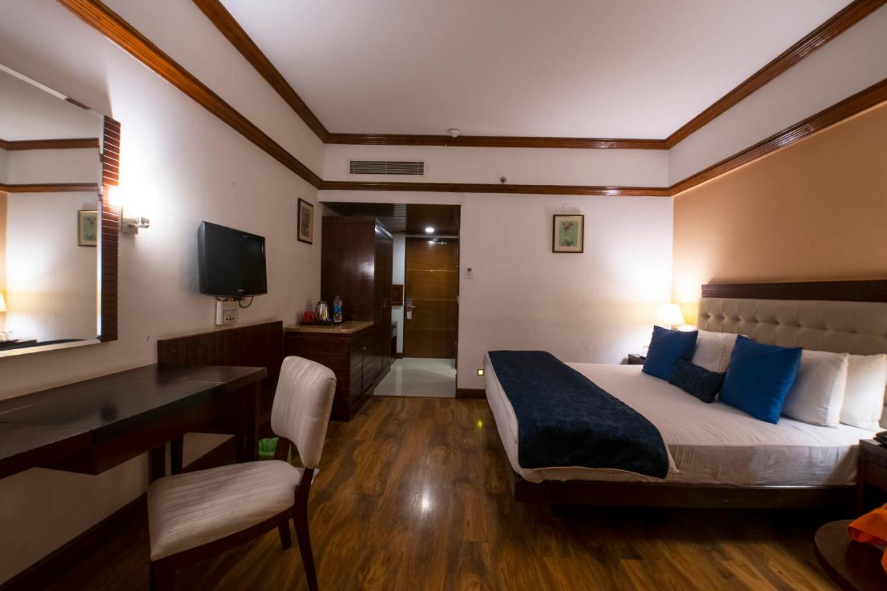 Mastiff Grand Manali Resort エクステリア 写真