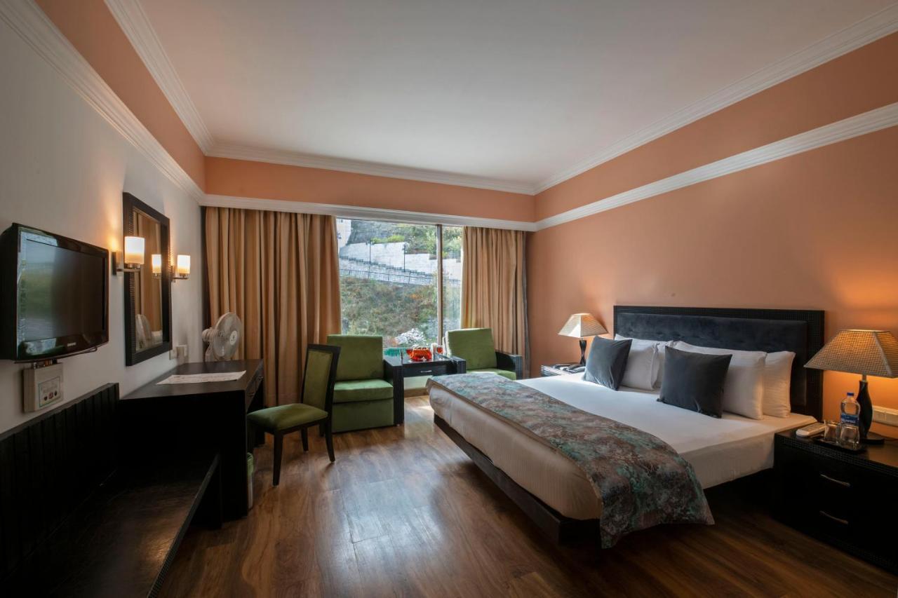 Mastiff Grand Manali Resort エクステリア 写真